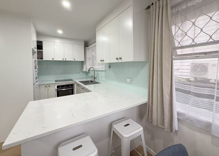  at 6/33 Kitchener Road, Sandringham, Auckland City, Auckland