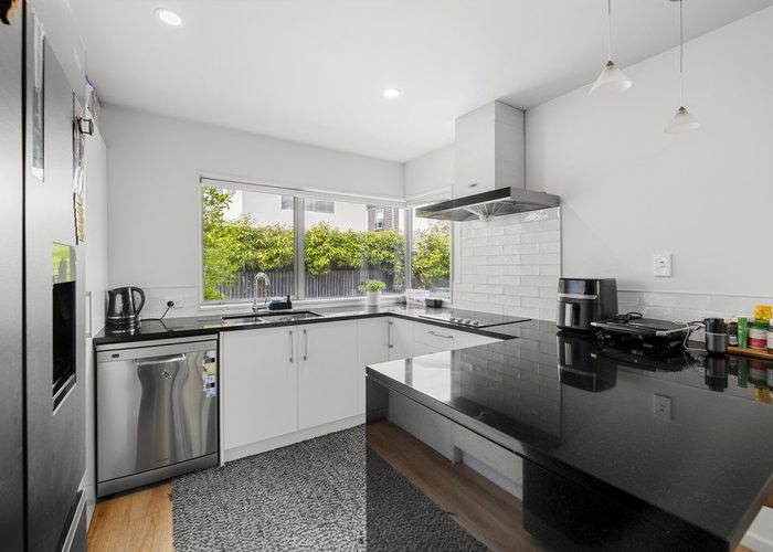  at 11 Longueval Lane, Broomfield, Christchurch City, Canterbury