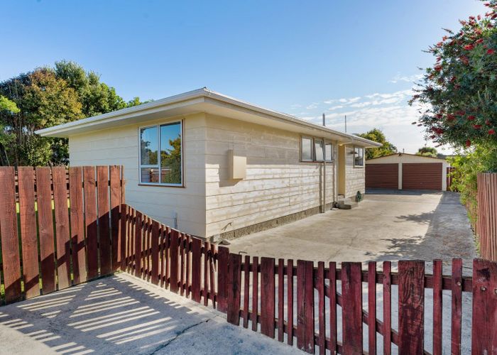  at 84 Atkinson Avenue, Otaki Beach, Otaki