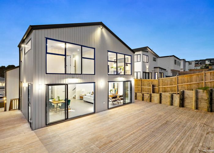  at 12 Greenstead Close, Flat Bush, Manukau City, Auckland