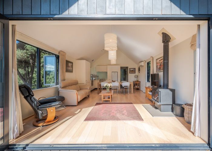 Recently sold 43 Aylmers Valley Road, Akaroa homes.co.nz