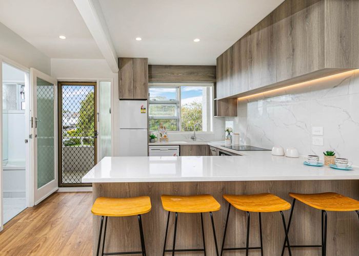  at 3/28 Evelyn Place, Hillcrest, North Shore City, Auckland