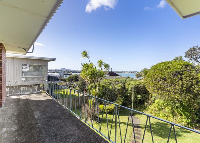  at 15 McBreen Avenue, Northcote, Auckland