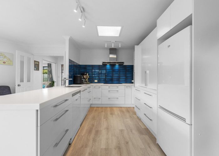  at 46 Oriental Parade, Papamoa, Tauranga, Bay Of Plenty