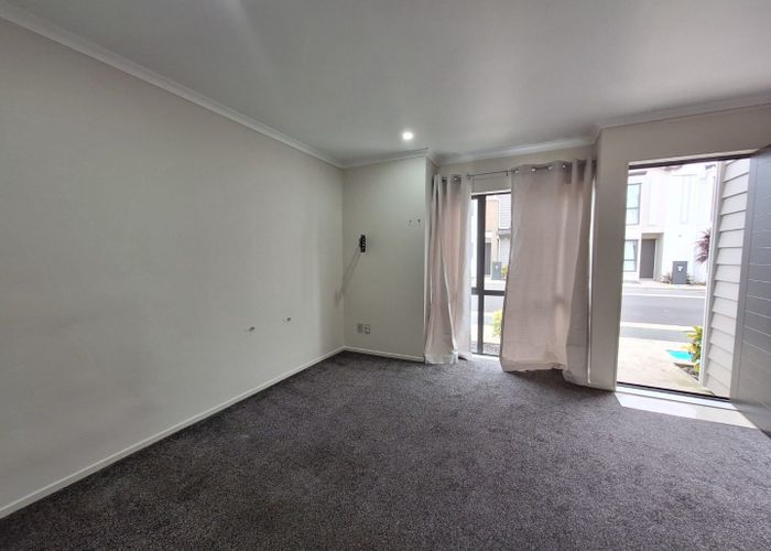  at 10/4 Wallson Crescent, Wiri, Manukau City, Auckland