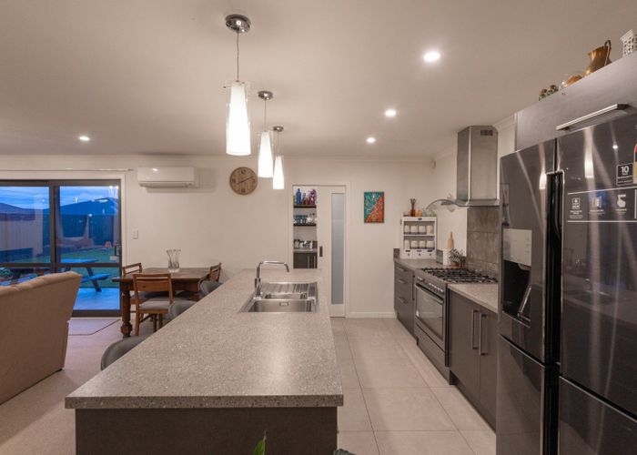  at 199 Pacific Drive, Fitzherbert, Palmerston North