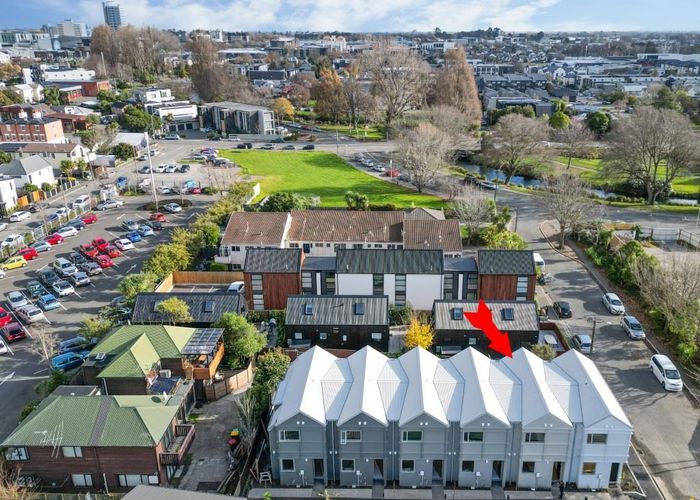  at 2/16 Hurley Street, Christchurch Central, Christchurch