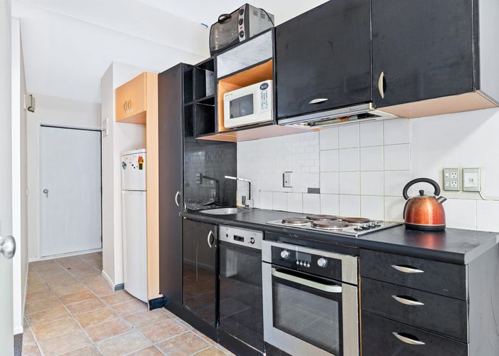  at 91/92 Bush Road, Albany, Auckland