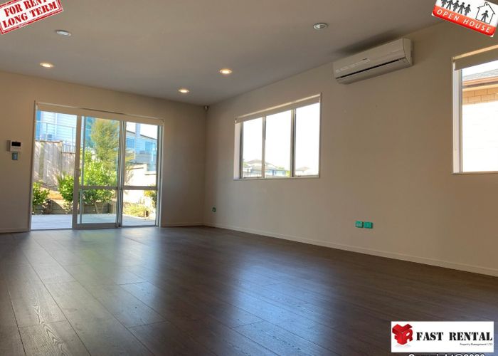  at 39 Travis View Drive, Albany, North Shore City, Auckland
