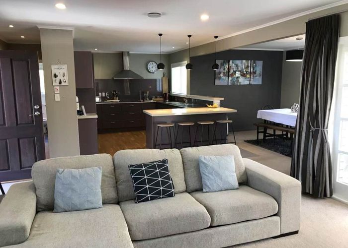  at 29 Bradbury Road, Botany Downs, Manukau City, Auckland