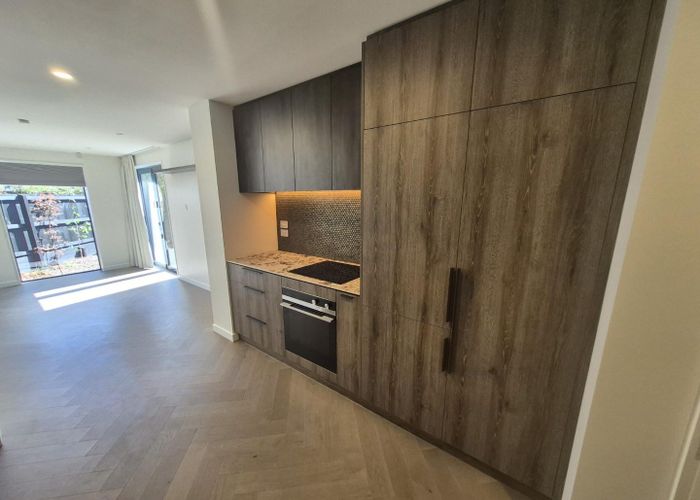  at 4/64 Opawa Road, Opawa, Christchurch City, Canterbury