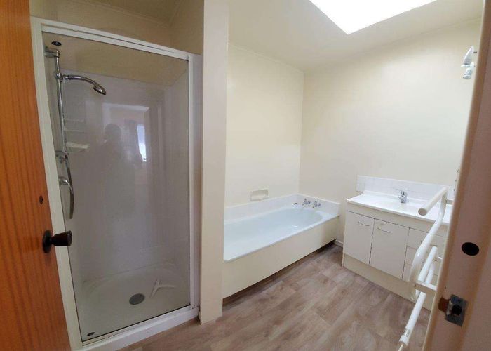  at 29 Braithwaite Street, Karori, Wellington, Wellington