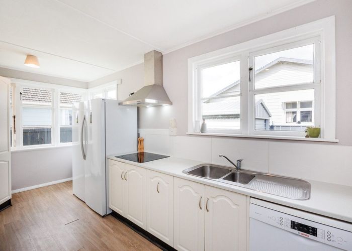  at 918 Tremaine Avenue, Roslyn, Palmerston North