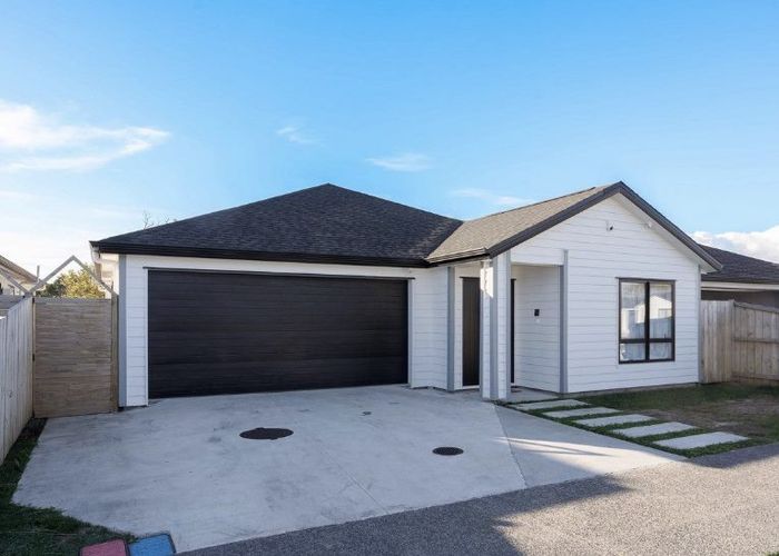  at 3 Silver Beech Street, Takanini, Auckland