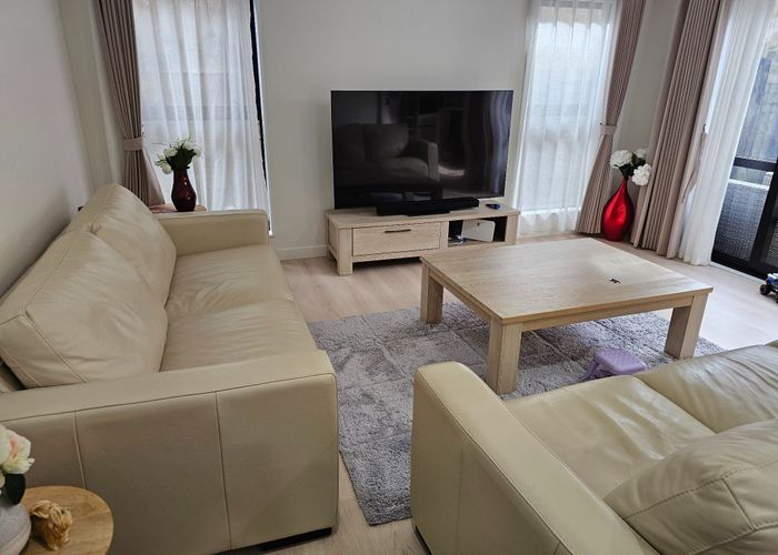 at 44D White Swan Road, Mount Roskill, Auckland City, Auckland