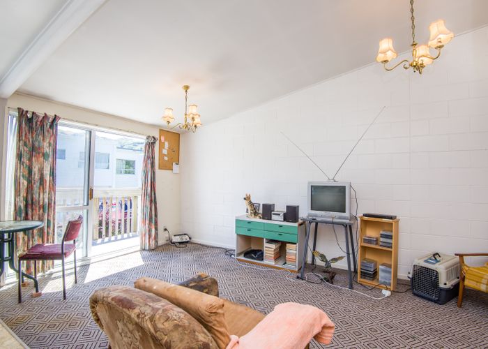  at 5/23 Collins Avenue, Tawa, Wellington