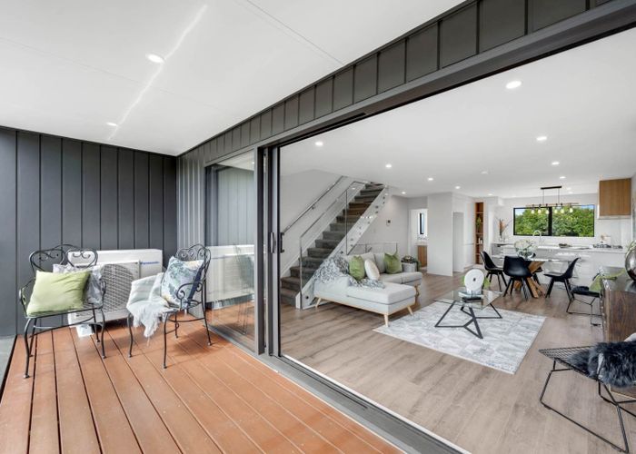  at 15E Tomintoul Place, Highland Park, Manukau City, Auckland