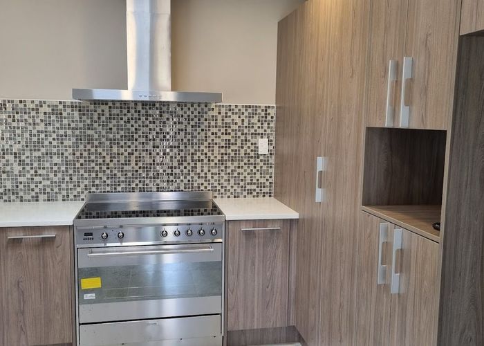  at 5/12 Northcross Drive, Oteha, North Shore City, Auckland