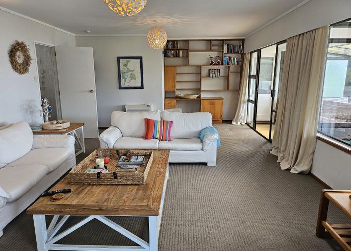  at 25  Willjames Avenue, Algies Bay, Rodney, Auckland