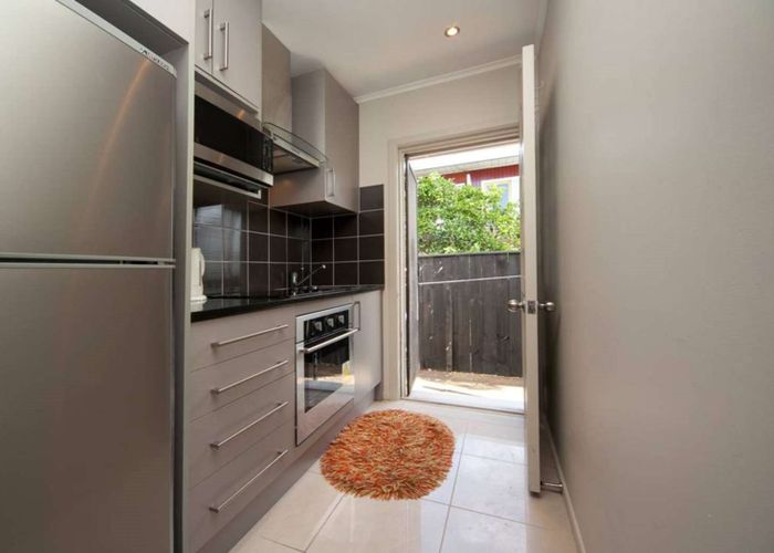  at 5/58 View Road, Mount Eden, Auckland