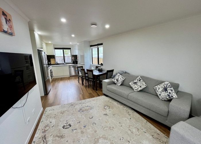  at 1D Ohira Place, Henderson, Waitakere City, Auckland