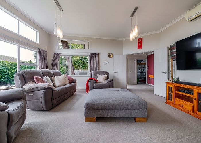  at 2 Northbrook Court, Roslyn, Palmerston North, Manawatu / Whanganui