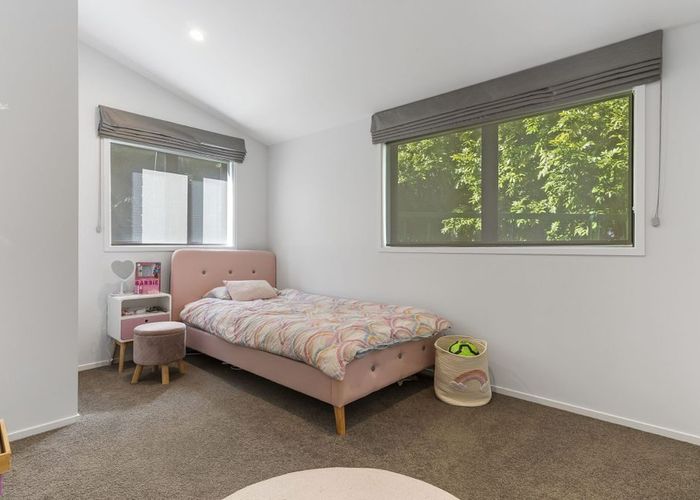  at 9 Crown Hill Cl, Forrest Hill, North Shore City, Auckland