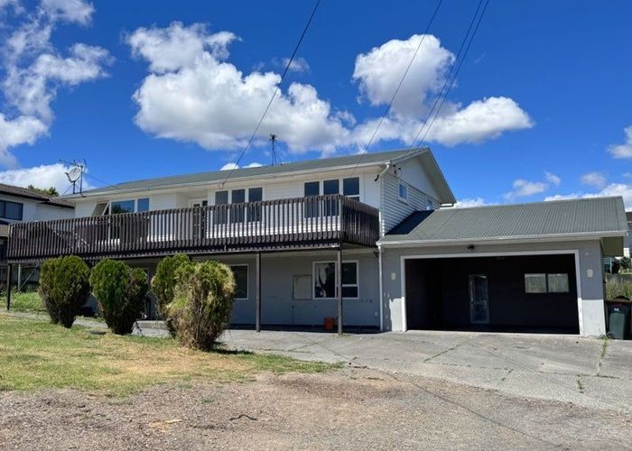  at 2/70 Pah Road, Papatoetoe, Manukau City, Auckland