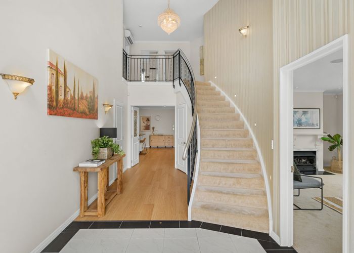  at 6 Kahu Road, Fendalton, Christchurch City, Canterbury