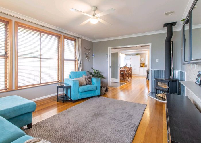  at 37 Beauzami Crescent, Ascot Park, Porirua