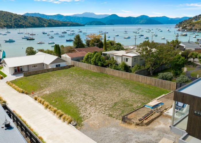  at 4 Whaitere Place, Waikawa, Picton