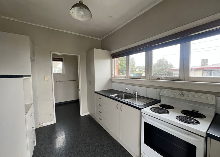  at 2/179 Mount Wellington Highway, Mount Wellington, Auckland City, Auckland