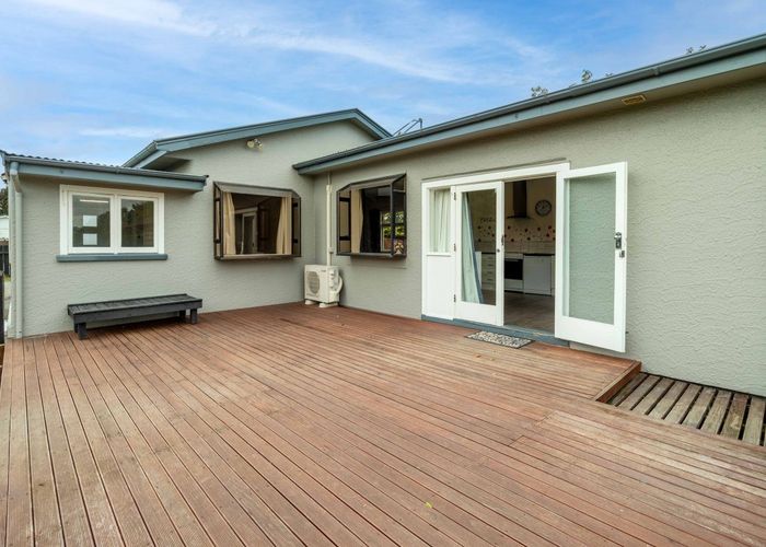  at 35 Hei Hei Road, Hei Hei, Christchurch City, Canterbury
