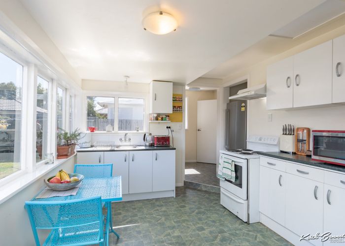  at 12 Seddon Street, Wallaceville, Upper Hutt