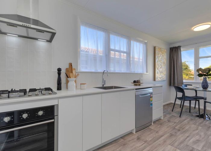  at 63 Bader Drive, Mangere, Auckland