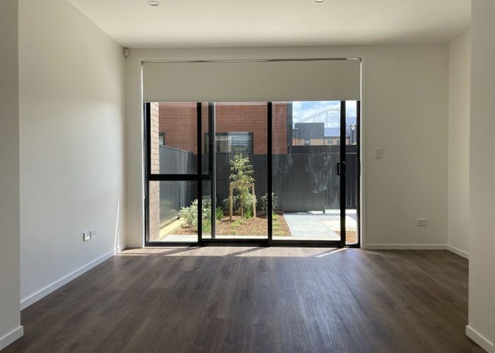  at 14 Tuhono Street, Manukau, Manukau City, Auckland