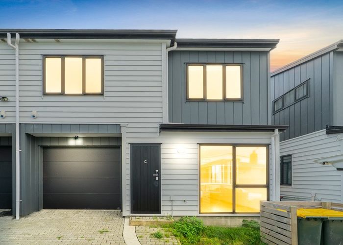  at 13C Edinburgh Avenue, Rosehill, Papakura, Auckland