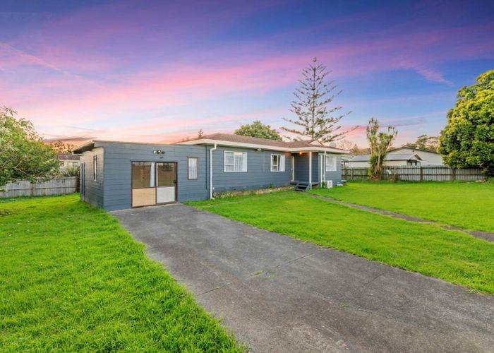  at 21 Secretariat Place, Randwick Park, Manukau City, Auckland