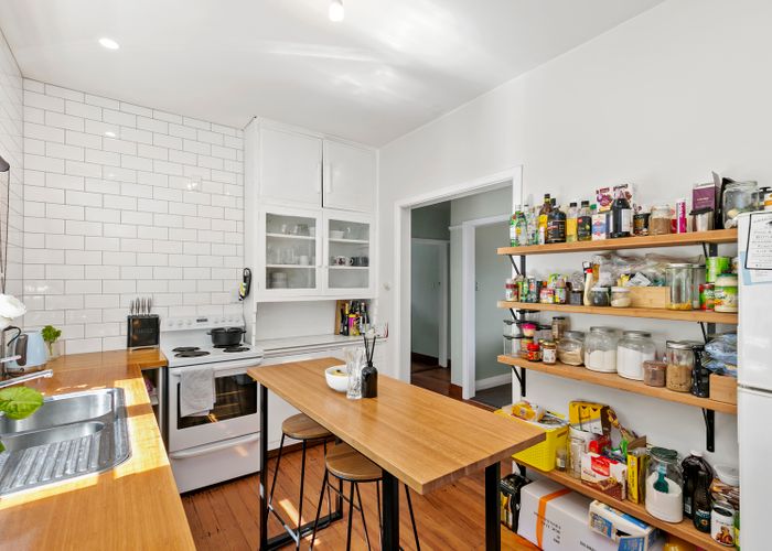  at 9/71 Garden Road, Northland, Wellington