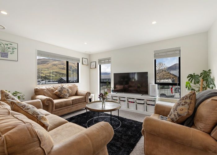  at 7 Crop Street, Hanley's Farm, Jacks Point, Queenstown-Lakes, Otago