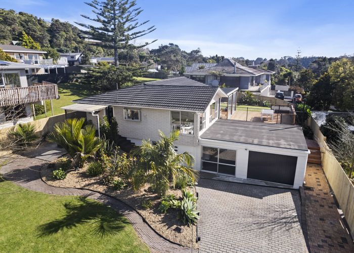  at 1197 Scenic Drive North, Swanson, Auckland