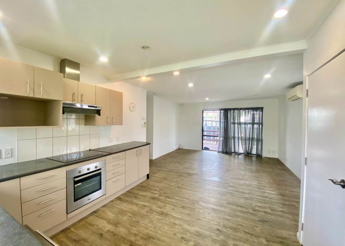  at 4 Wairau Avenue, Avondale, Auckland City, Auckland