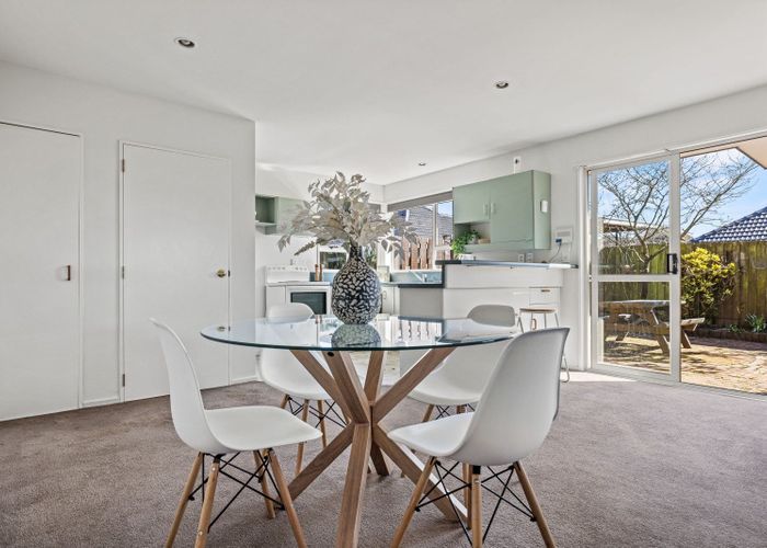  at 2/114 Warden Street, Richmond, Christchurch City, Canterbury