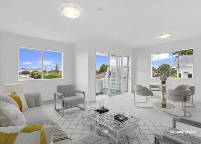  at 2/11 Karaka Street, New Lynn, Auckland