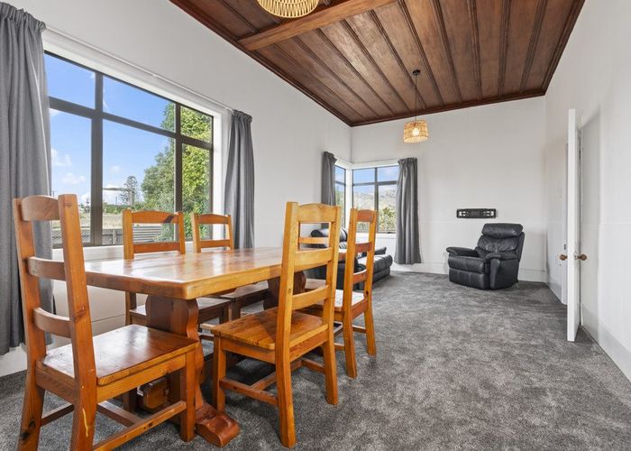  at 9 Nikau Street, Takaro, Palmerston North