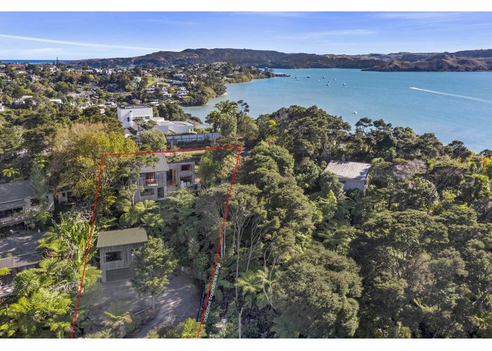  at 104 Greenslade Road, Raglan