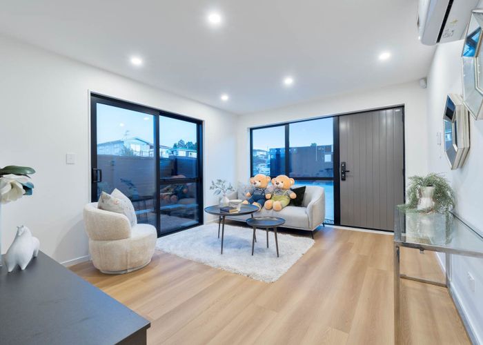  at 41D  Bodi Place, Te Atatu South, Waitakere City, Auckland