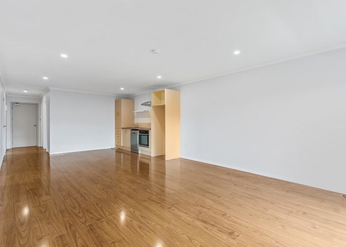  at 2B/47 Stanhope Road, Mount Wellington, Auckland