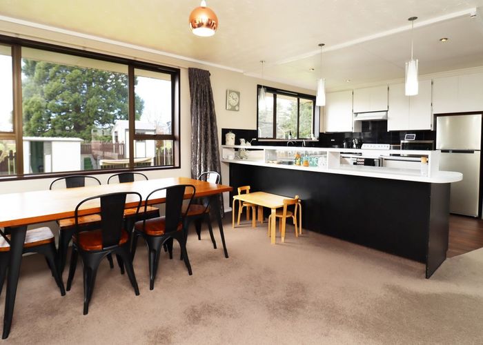  at 6 Airedale Road, Weston, Oamaru