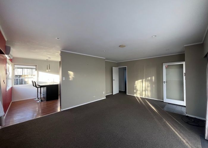  at 1/83 Glendale Road, Glen Eden, Waitakere City, Auckland